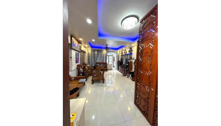 Bán Nhà 2 Tầng Hẻm Xe Hơi 5*16m Chỉ hơn 5 Tỷ Gần Vạn Phúc City QL13 Hiệp Bình Phước Mới Đẹp Ở Ngay